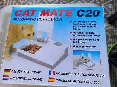 Cat Mate C20 2 Schüssel 48 Stunden automatischer Tierfutterautomat mit Eisbeutel verpackt