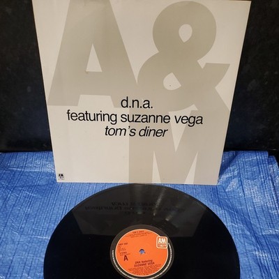 D.N.A Featuring Suzanne Vega Tom s Diner 12 Inch Vinyl Classic 90 s Track VG+