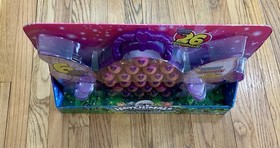 New Hatchimals CollEGGtibles Purple Collector&rsquo;s Case with 26 Hatchimals 