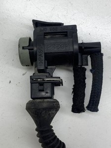 Volkswagen Golf IV 2002 Diesel 81kW Turbolader Druckwandler Magnetventil DRA8980