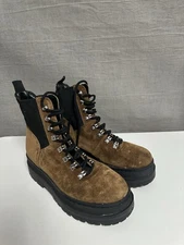 Women’s Tan Suede Hiking Boots – Size (укажи размер) – Good Used Condition
