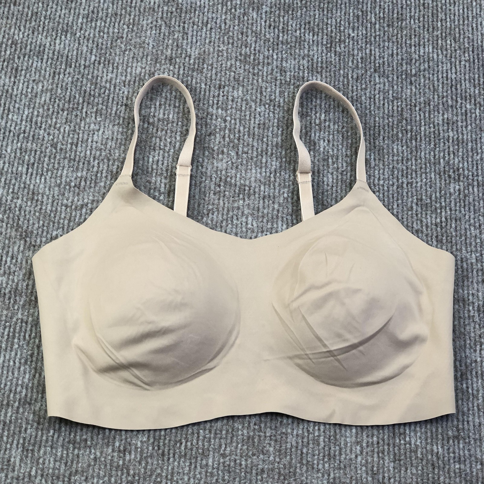 Bra Bralette Womens Medium Beige Seamless Wireless Stretch Tagless-image