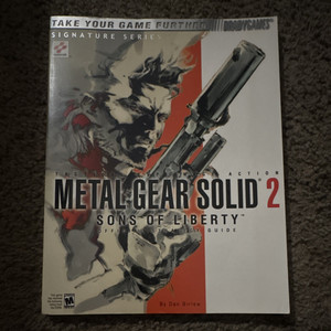 BradyGames Signature Series Metal Gear Solid 2: Sons of Liberty Strategy Guide