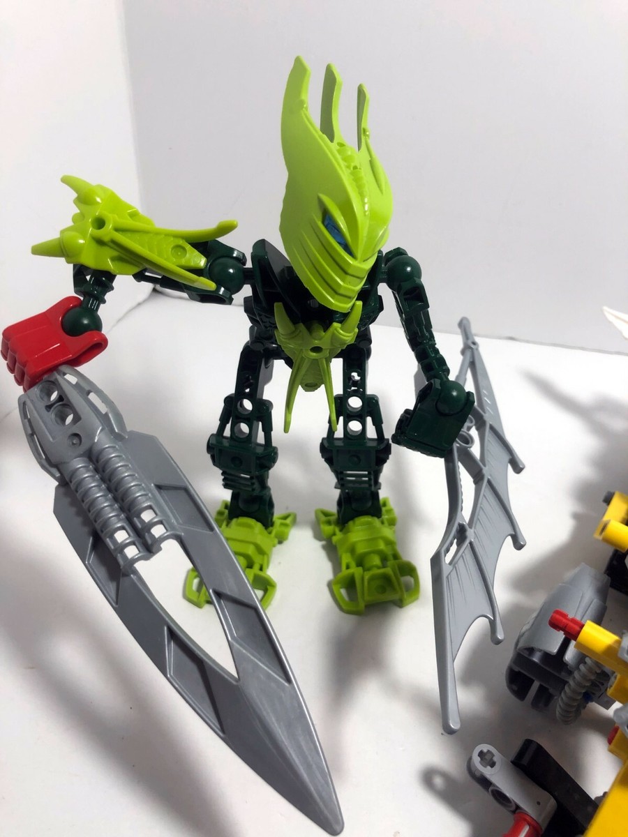 LEGO Bionicle LOT: Toa Mahri Matoro 8915 + Bike from 8992 + Gresh