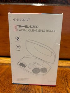ETEREAUTY 4-in-1 Travel-sized 2 Speed Facial Cleaning Brush