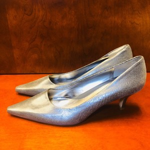 bandolino silver heels