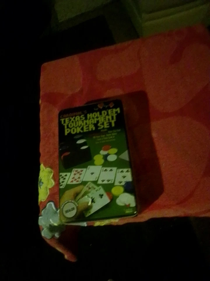 Texas Hold'em Poker Set Cardinal's Professional  Home Version w/ Playing Cards   - Image 2 of 4