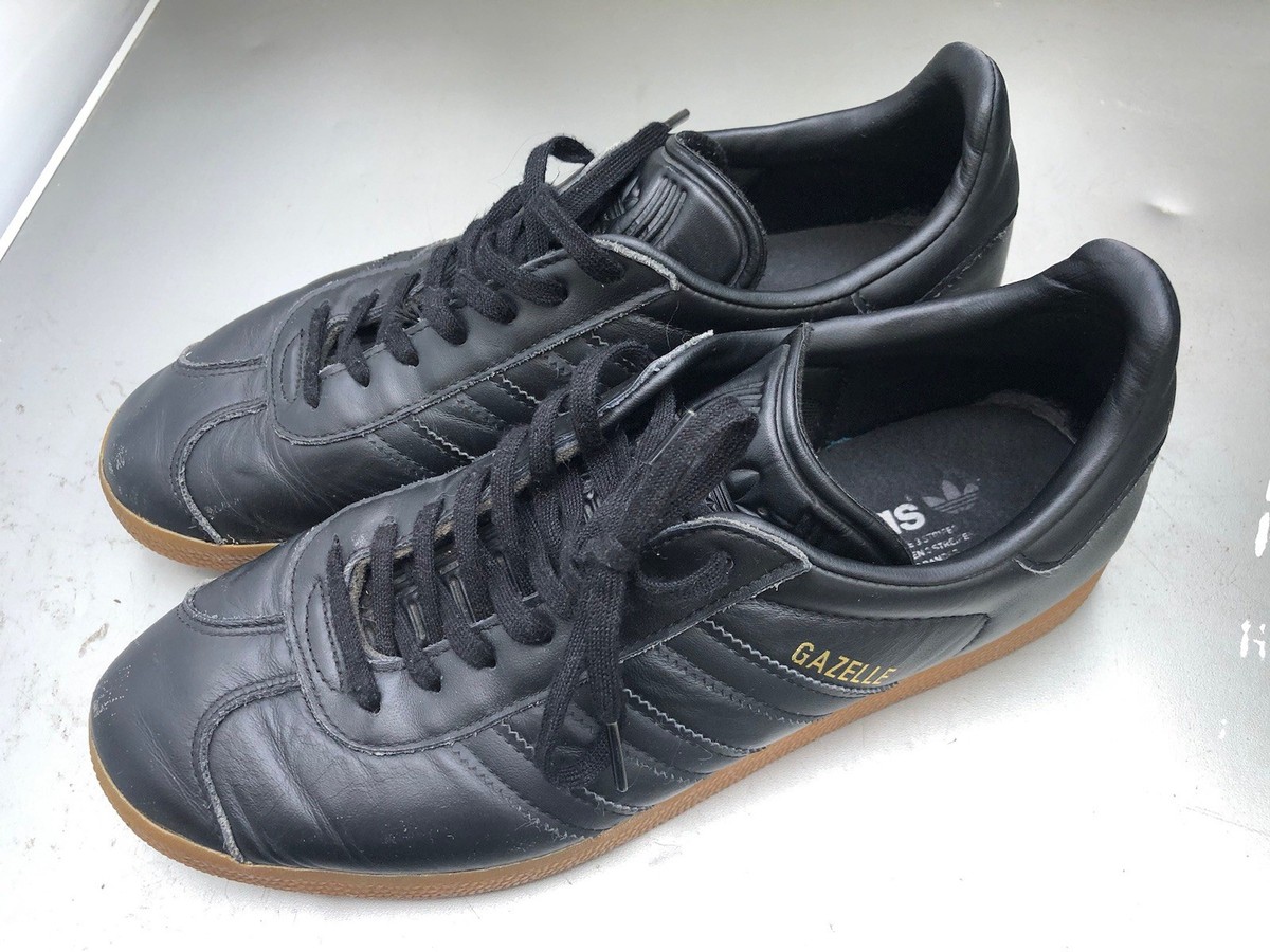 USED CONDITION MENS BLACK LEATHER ADIDAS GAZELLE GUM SOLE UK SIZE