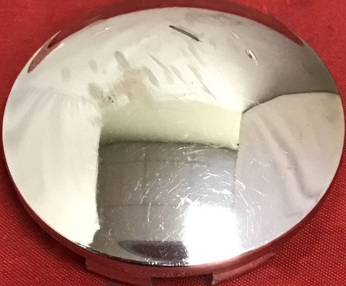 ONE USED CHROME CENTER CAP 31113 12129