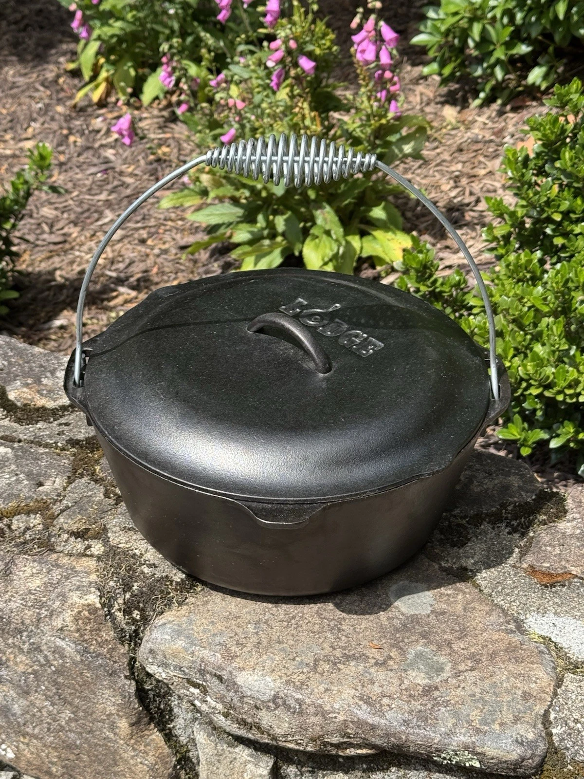 vintage lodge cast iron dutch oven 10DO