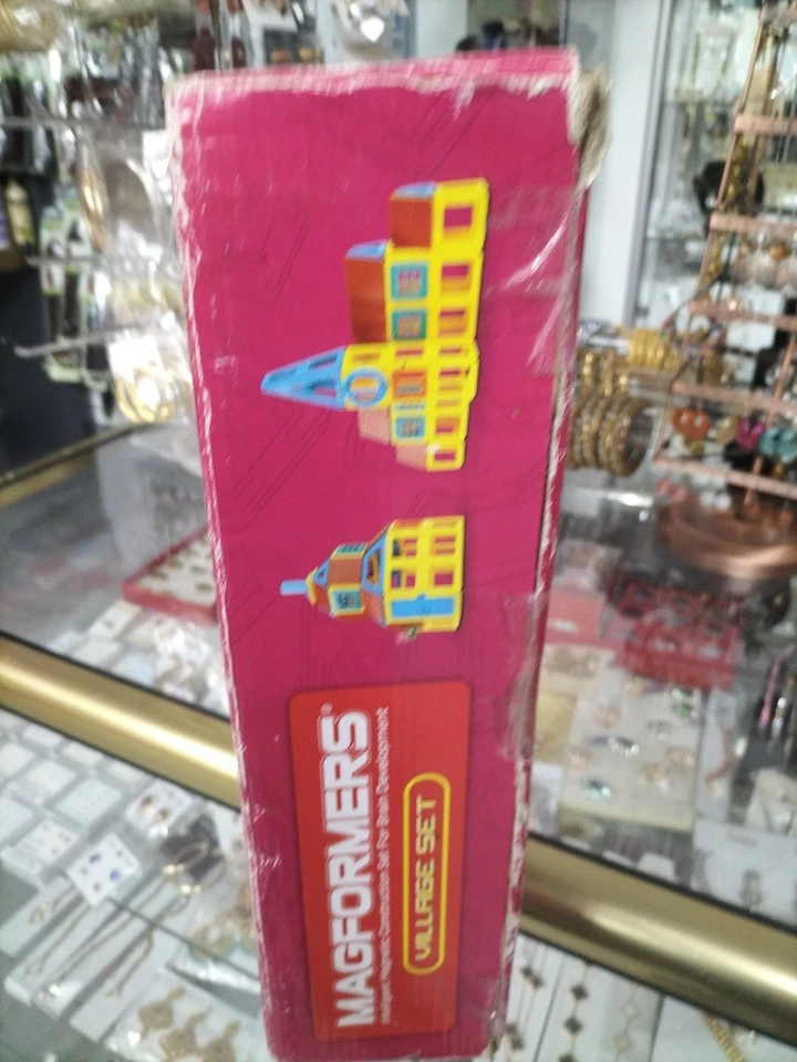 MAGFORMERS 3D BRAIN TRAINING, VILLAGE HOUSE SET- 110 PIECES AGE+ BRAND NEW. - Image 3 of 4