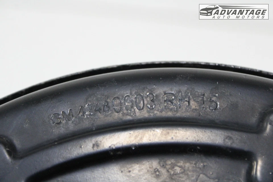 Protector antipolvo freno trasero derecho Buick Encore GX 2020-2025 13507431 OEM Foto 4 de 4