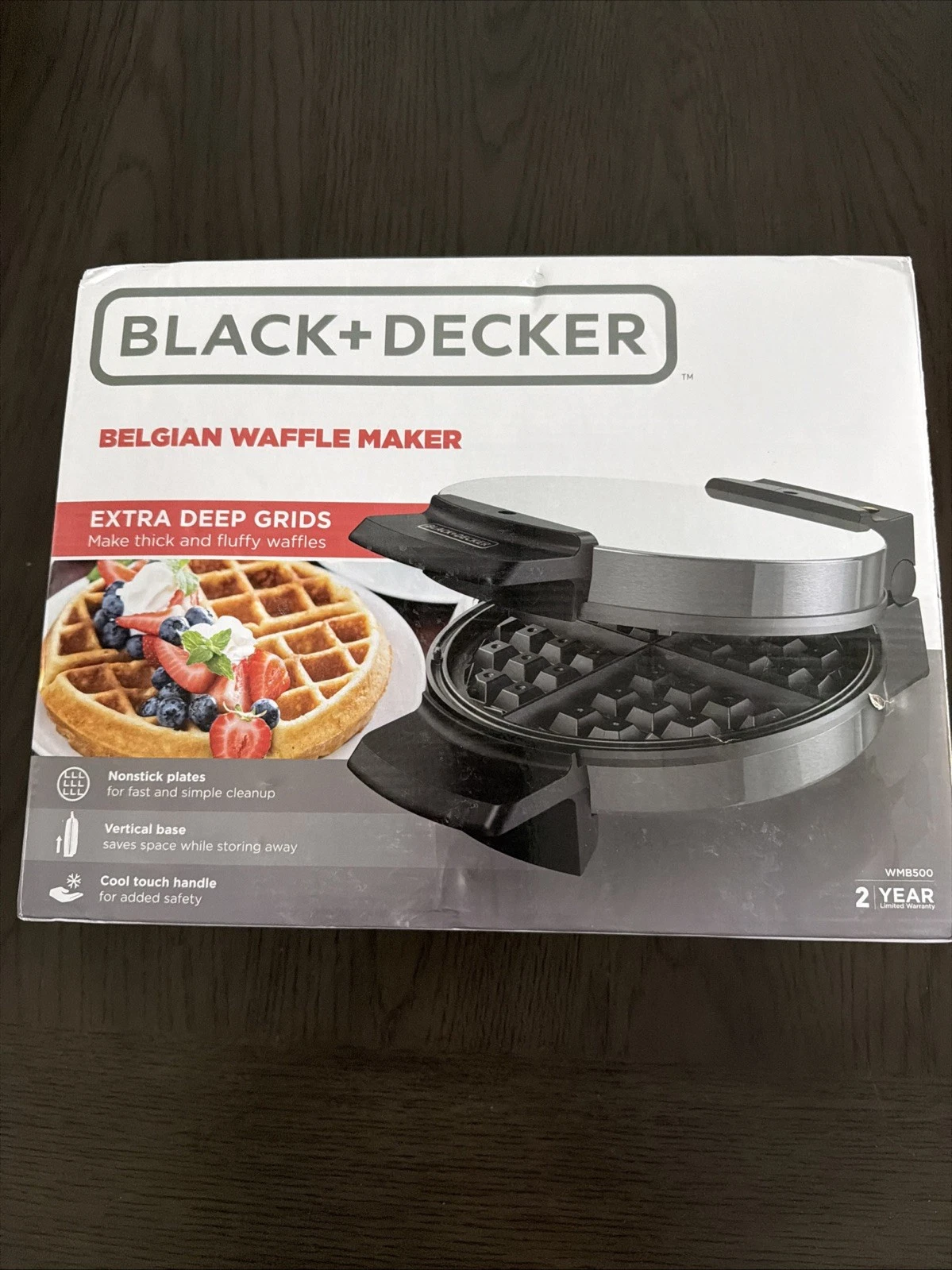 BLACK+DECKER Belgian Waffle Maker – Extra Deep Grids – Nonstick – WMB500