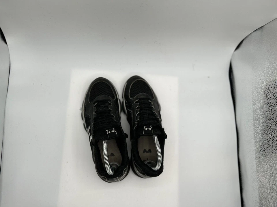 Under Armour Assert V Athletic Shoes Boy's Sz 5Y Black Lace Up 1242016-001 - Image 3 of 4