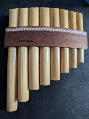 GEWA Panflöte 8 Rohre   Bambus Panpipes   Gebogene Form   ca. 18 cm   Natur
