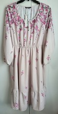 NWT BloomChic Pink Maxi Dress Long Floral Size 14/16 Built In Slip