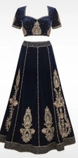 Luxus Lengha Set | Samt Rock & Choli | bestic...
