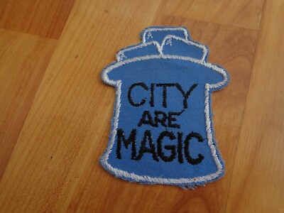 VINTAGE 70ER JAHRE MANCHESTER CITY ''STADT SIND MAGISCH'' AUFNÄHEN STOFF PATCH ABZEICHEN