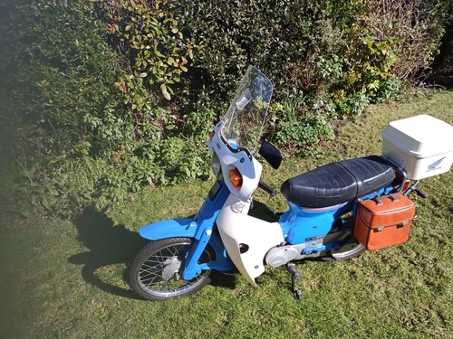 Honda C50 Cub LA Automatic - Picture 1 of 9
