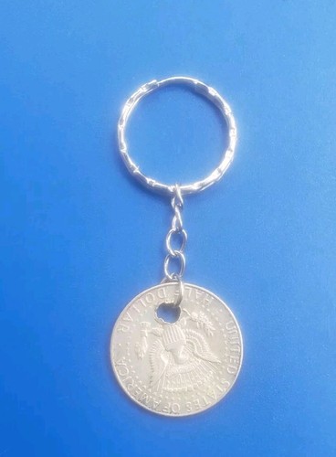 1965 John F Kennedy Half Dollar 40% Silver Coin Keychain - Picture 2 of 3