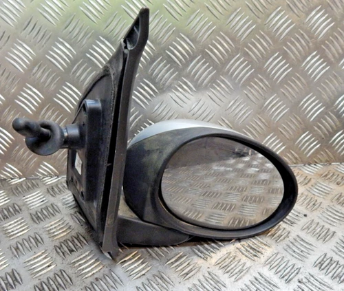 GENUINE 2005-14	TOYOTA  AYGO MK1 5 DOOR OSF RIGHT DOOR MIRROR 87910-0H020