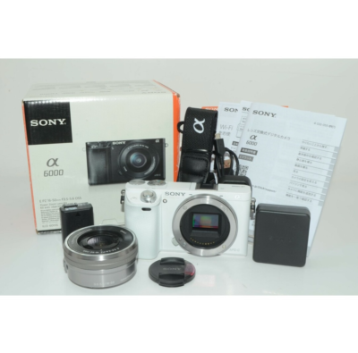 ⭐️SONY α6000 レンズキット ホワイト E PZ 16-50mm⭐️ Sony a6000 White digital camera 16-50mm Lens Kit With Box - Very
