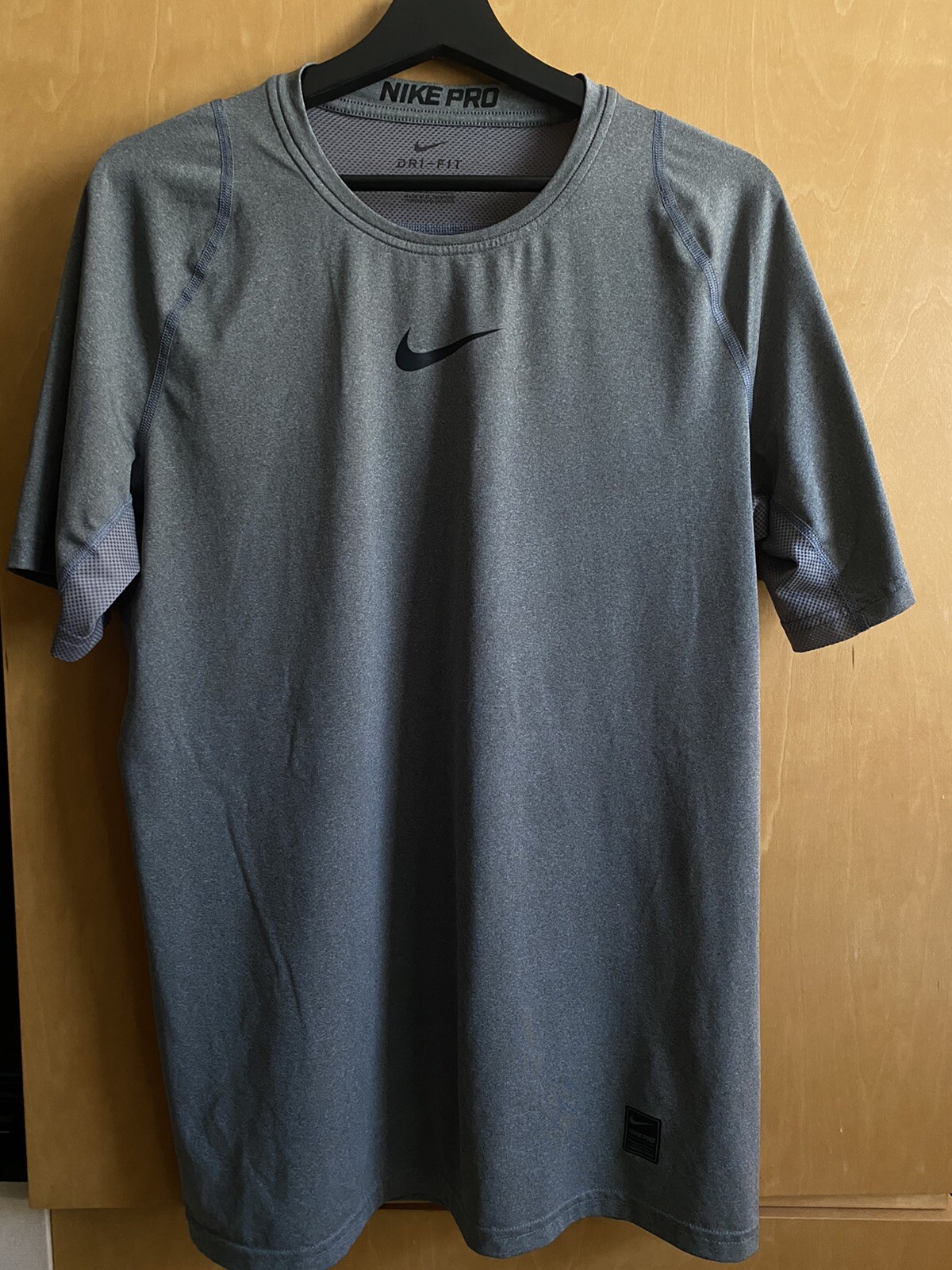 NIKE PRO Camicia Uomo~Lg~Fitted Base Strato Manica Corta Allenamento Grigio