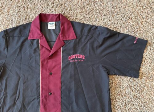 Hooters Bowling Button-up Shirt - Mens: Large - B… - image 1