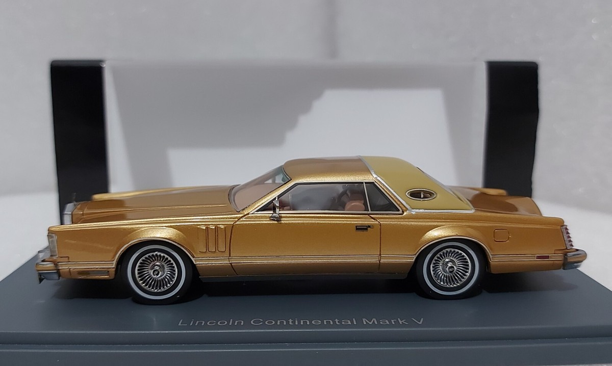 Lincoln Continental Mark V Coupe Gold 1978 1:43 Neo Lincoln Continental Mark V Coupe Gold 1978 1:43 Neo