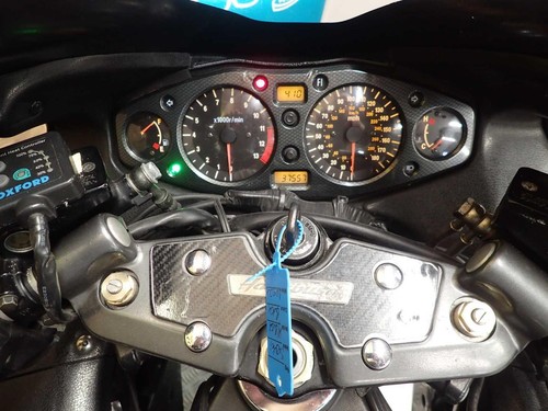 Suzuki GSX1300R Hayabusa - Picture 6 of 12