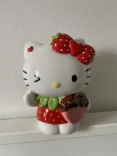 BLUE SKY CLAYWORKS SANRIO HELLO KITTY WINK I STRAWBERRY DRESS&HAIR BOWTIE (NEW)