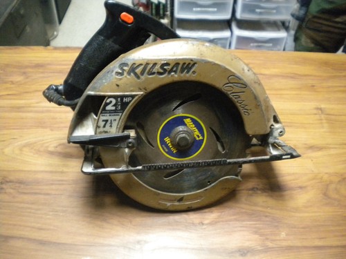 Skilsaw Classic 5250 Circular Saw 7 1/4 