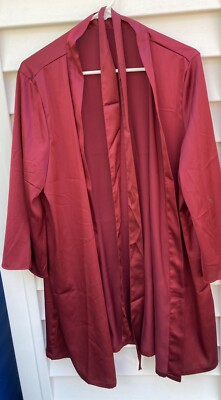 Robe Polyester Silky Burgundy Color Robe W/Sash Ties XL Beautiful New W/O Tags