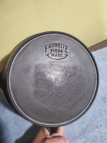 Favorite Piqua Ware #8 Cast Iron Skillet Smiley Face Logo