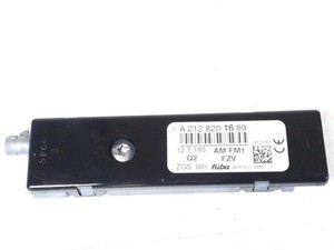 MERCEDES-BENZ CLS C218 Antennenverstärker  A2128201689 3.00 Diesel 21951020