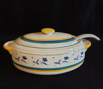 Studio Nova Oval Covered Casserole Dish w/ Lid & Handle White Blue Floral