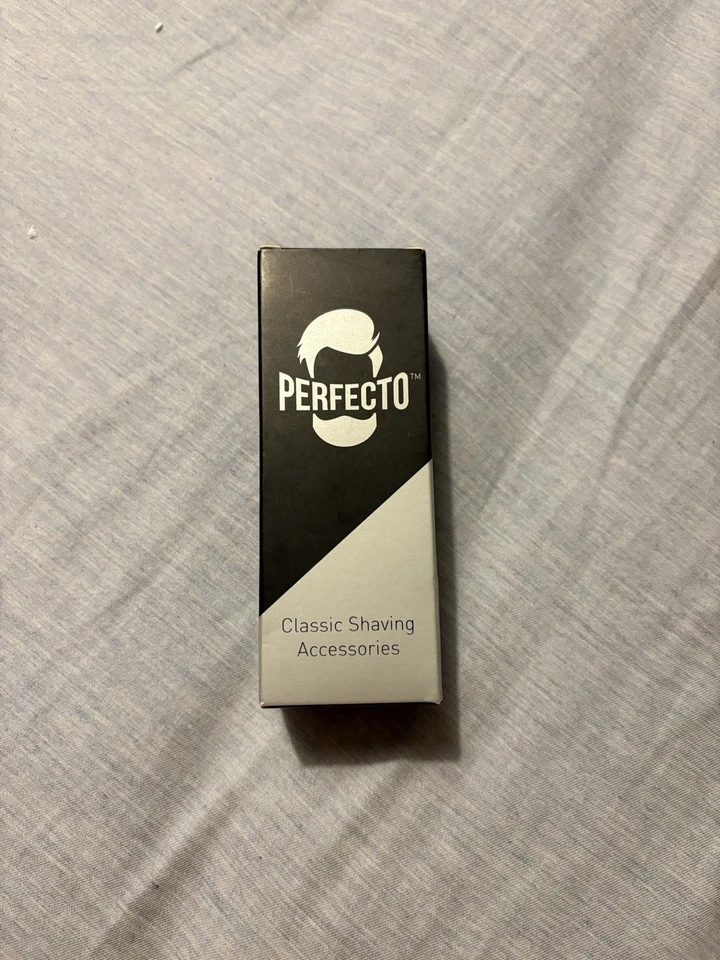 Cepillo de afeitar Perfecto 100 % puro Badger. Mango negro. Accesorio de afeitado para hombre Foto 3 de 3