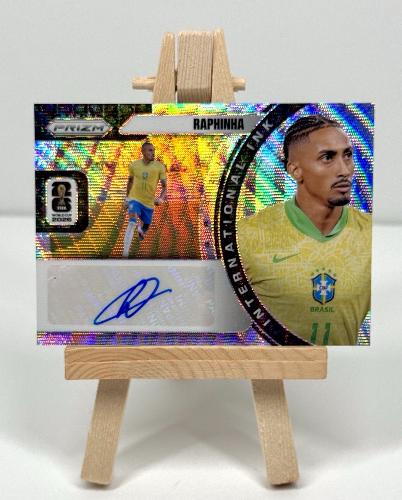 2026 Prizm World Cup Raphinha International Ink Silver Wave Auto #II-R Brazil view 1