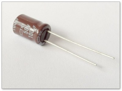 50 x ELKO Kondensator 50V 100uF (M) 105°C 1(k) 9H (50 Stück) Modell: KY1x50