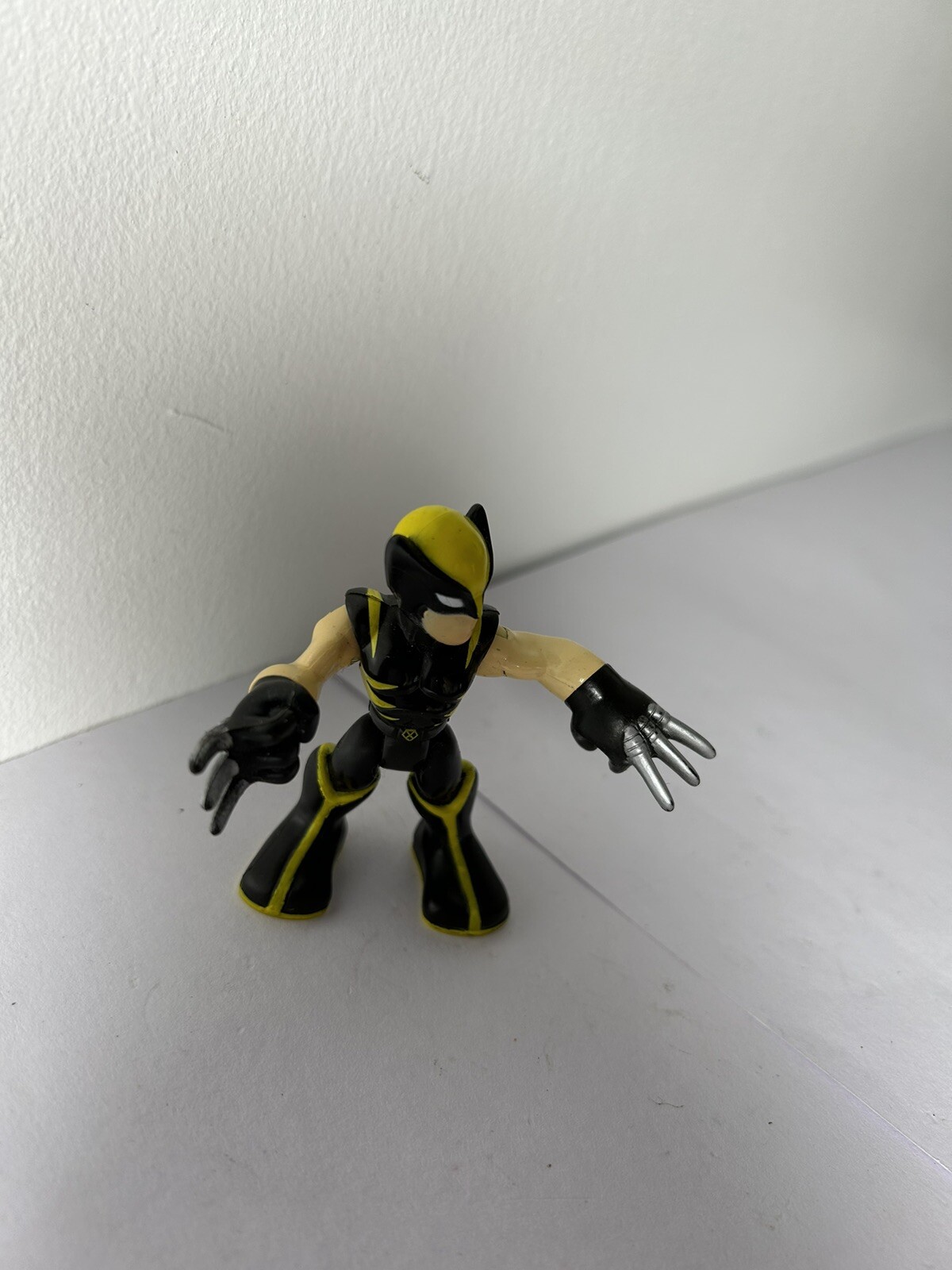 Hasbro Marvel Super Hero Squad Wolverine 2012 Imaginext eBay