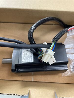 3~Servomotor Motor Synchronmotor Yaskawa SGM-02AGSU11 Like New