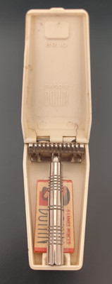 Vintage Bohin safety razor adjustable in its Full bakelite Set France 1936