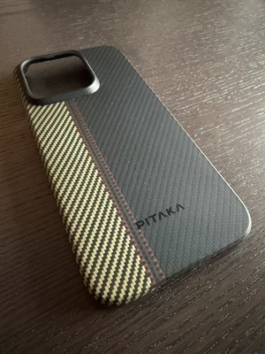 Pitaka MagEZ Case 4 Aramid Hülle MagSafe für iPhone 15 Pro Overture schwarz grün
