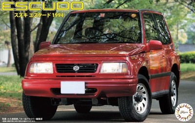 Fujimi ID-72 1/24 Scale Model Car Kit Suzuki Escudo Vitara '94 3 Door Hardtop