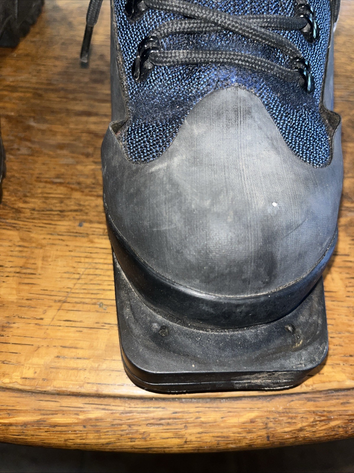 Karhu  Thinsulate 3 Pin Nordic Norm 75mm Ski Boot Women’s Size 9