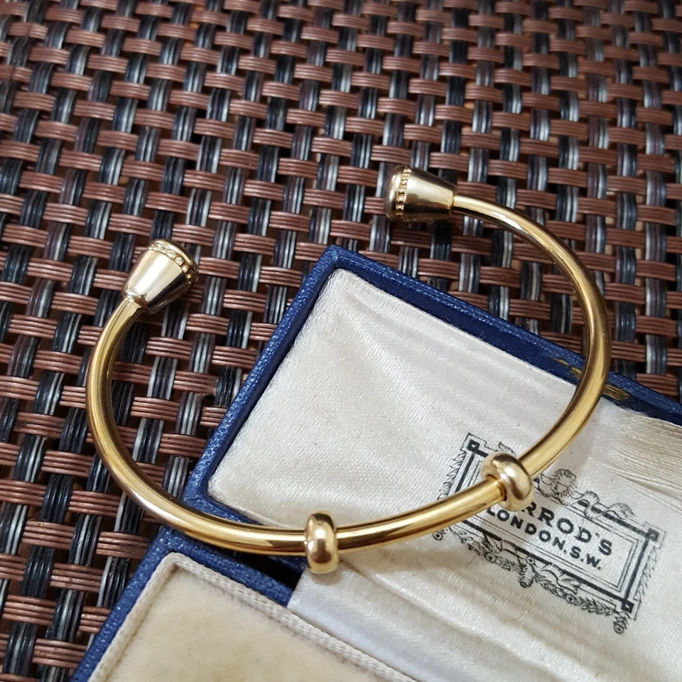 Links Of London 925 Sterling Silver Bracelet, 18k Gold Vermeil Amulet Bangle - Image 2 of 4