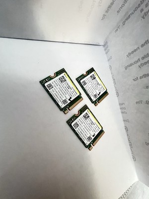 256 GB NVMe SSD SK hynix