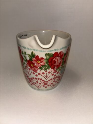The Pioneer Woman 4 Cup Measuring Pitcher VINTAGE ROSE Stoneware - Picture 3 of 6