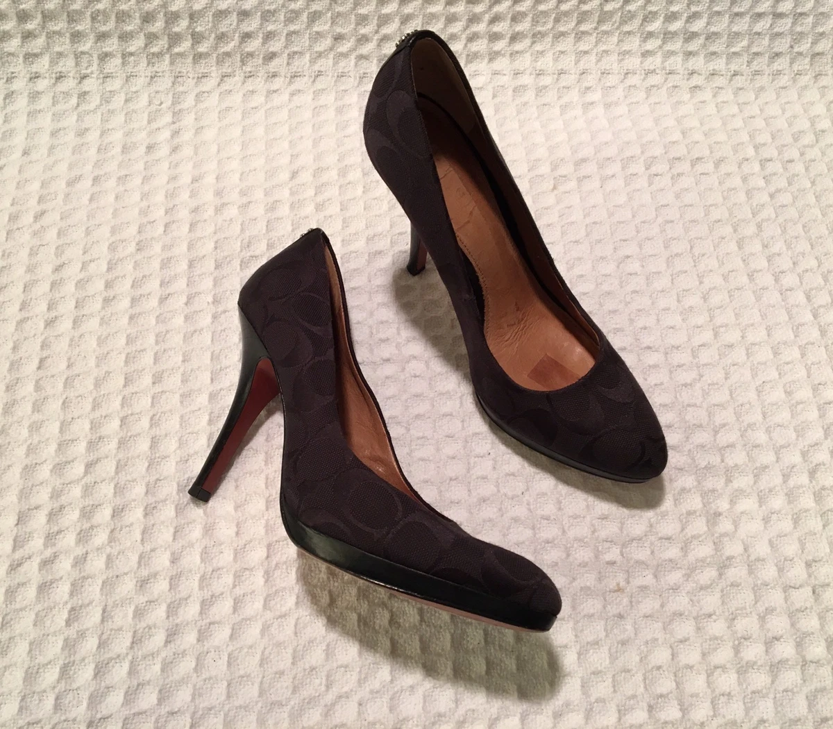 Signature heels sales