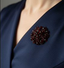 Granat Brosche 10,6 g